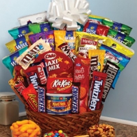 20 items chocolate basket