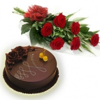 6 Red Roses with 1/2 Kg Cake