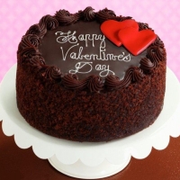chocolate cake w/happy valentines day